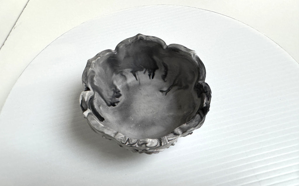 Lotus Bowl (L)