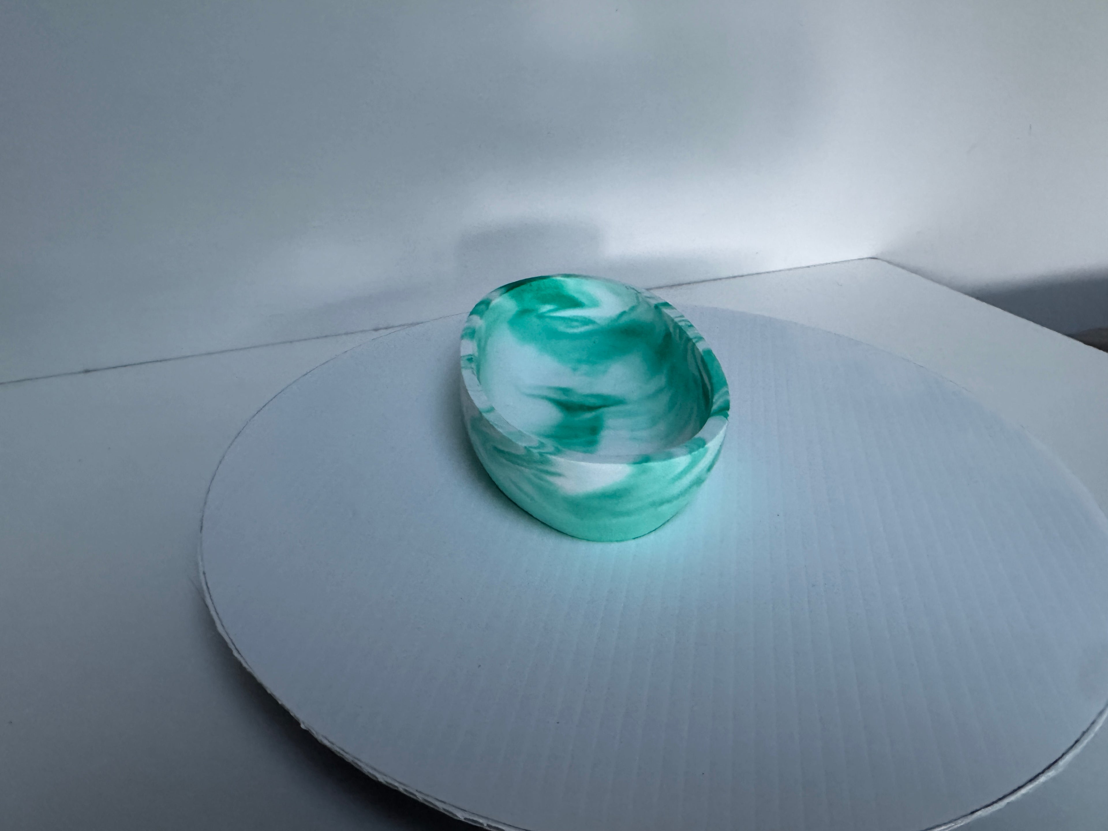 Resin/ Plaster oval shape