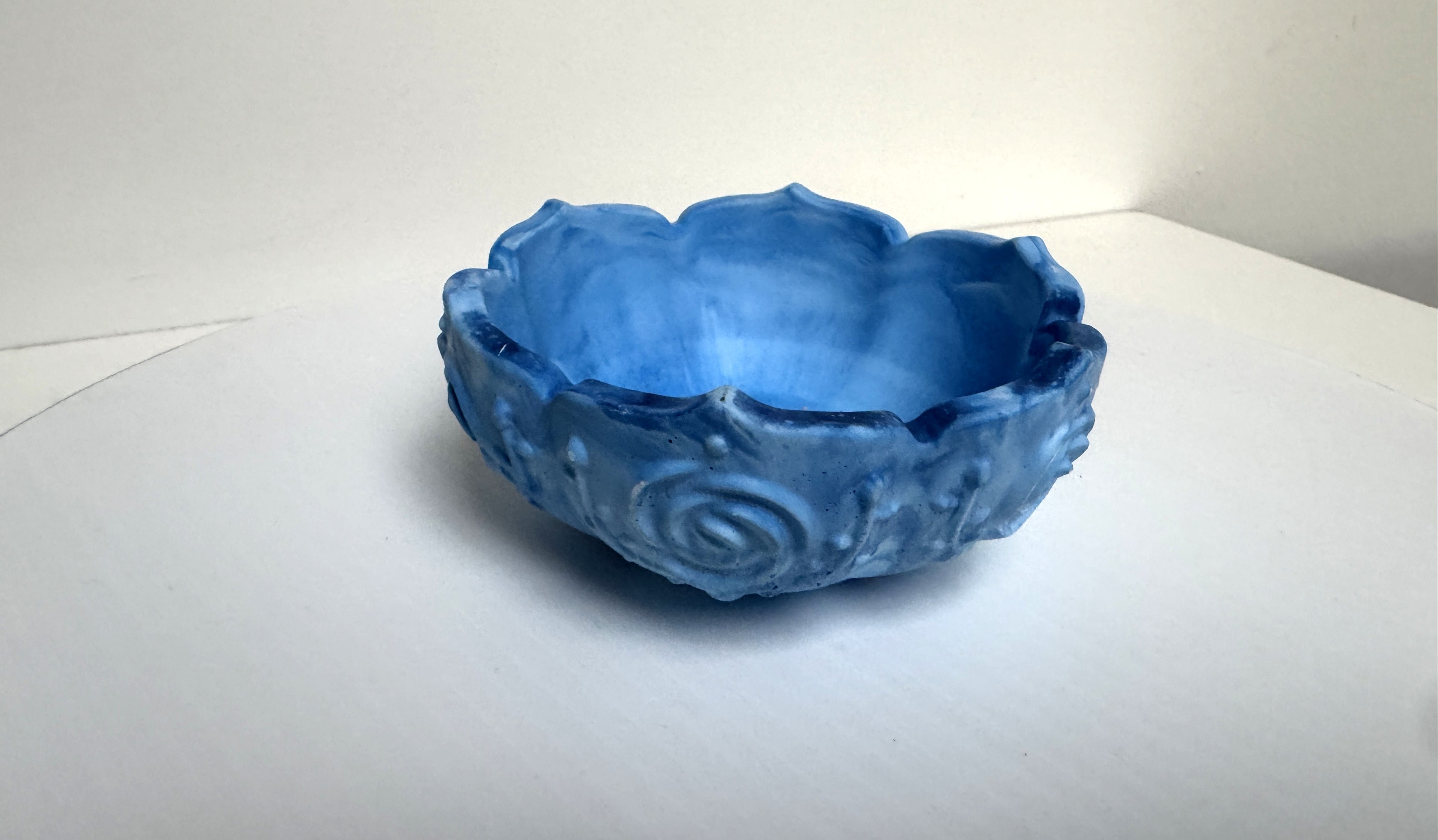 Lotus Bowl (L)